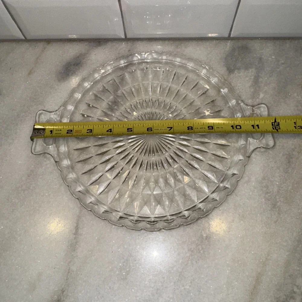 Jeannette‎ Glass Company Windsor Diamond Pattern Sandwich Plate